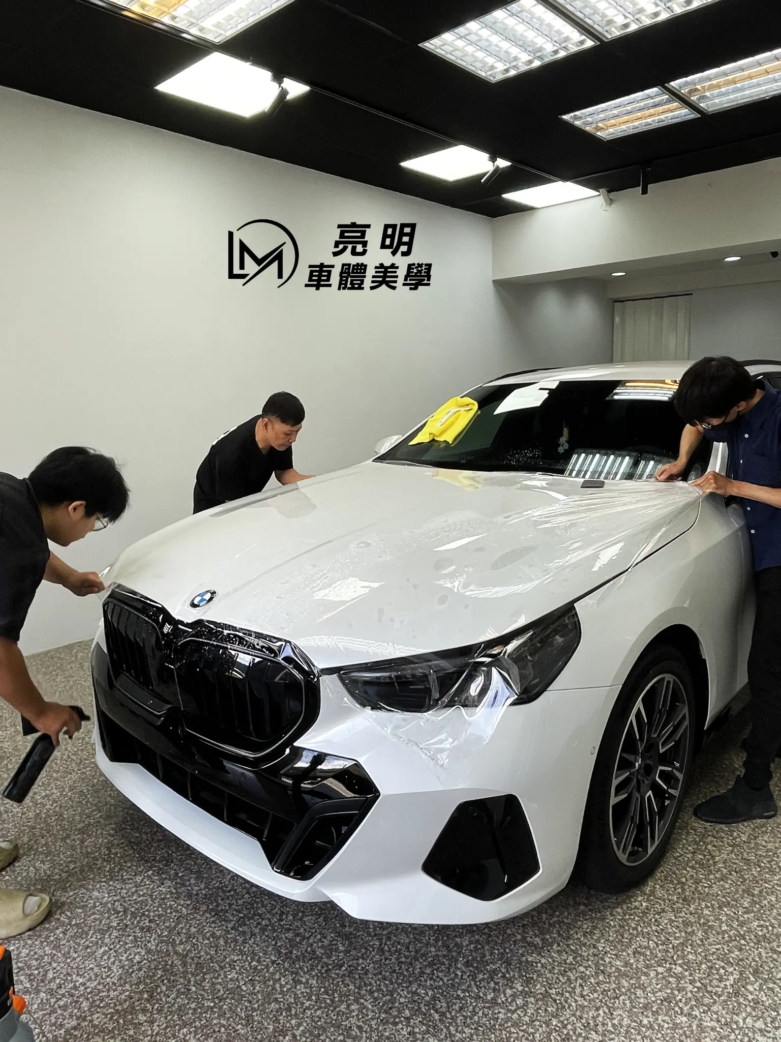 亮明車體美學包膜照片